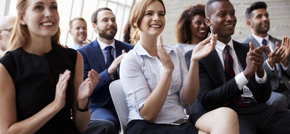 4 Benefits of Hiring A Motivational Speaker for Your Next Event