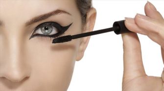 Tips on How to Apply Mascara Properly