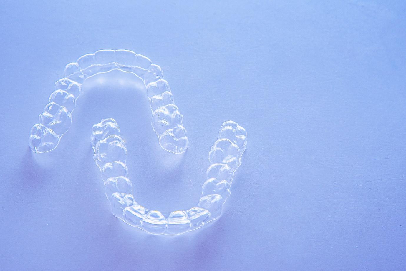 Know Why Transparent Tooth Clip is Ideal for Transforming Your Smile?